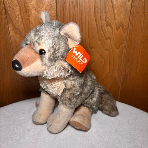 Wild Republic Wolf Plush Stuffed Animal Toy Gray Beige Pup New with Tags NWT - Picture 1 of 6